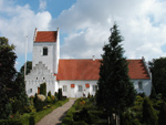 Marslev kirke p Fyn. Foto: Lis Klarskov Jensen 2004